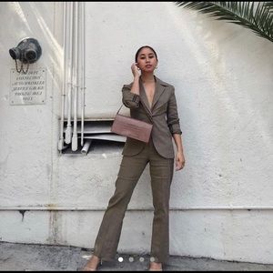 🖤 SOLD ON DEPOP 🖤 ZARA olive green suit set